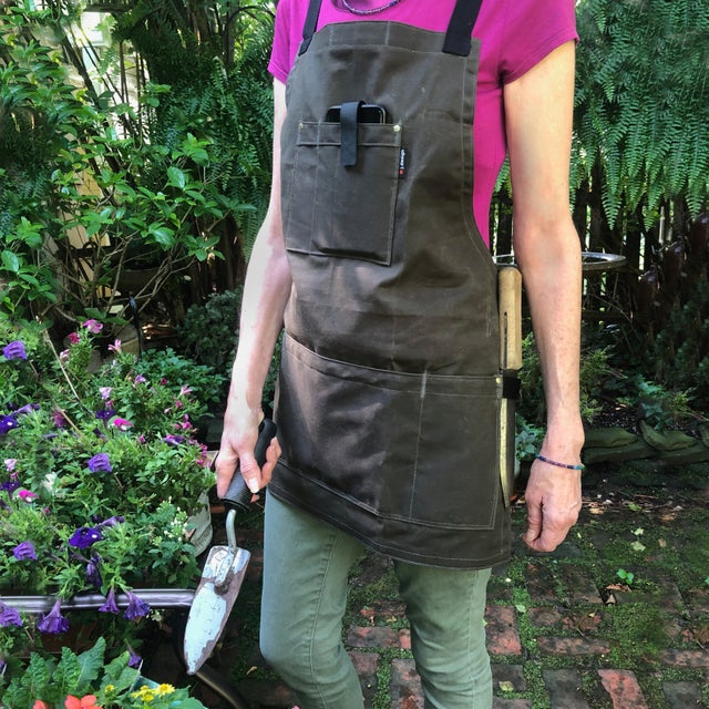 Aprons | j.design