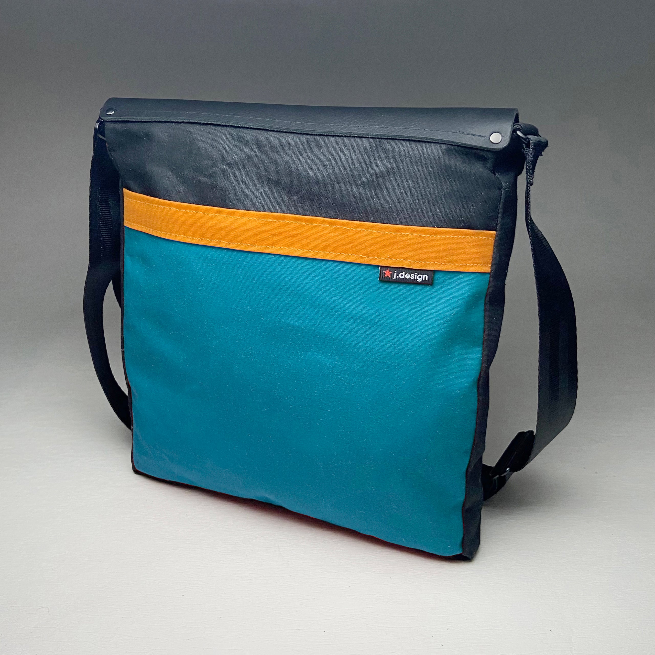 BrightLight ebags j sign